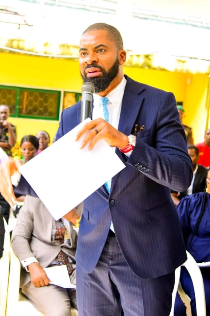 Deji Adeyanju Biography