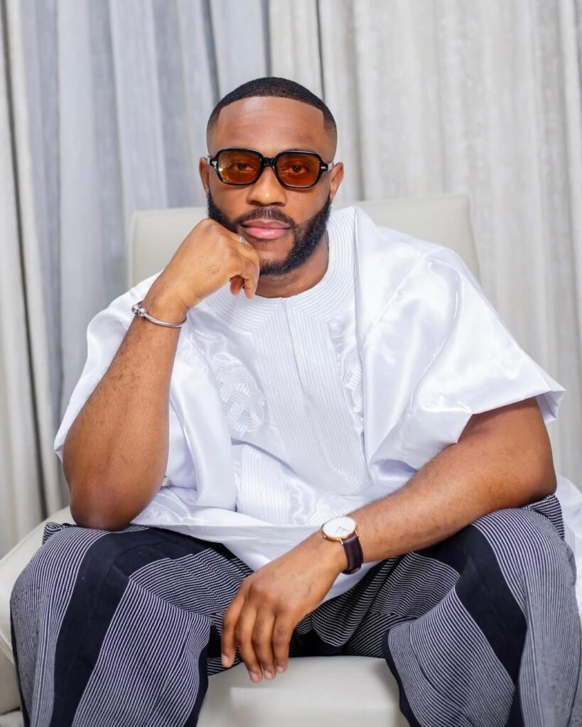 Kola Bbnaija Biography 