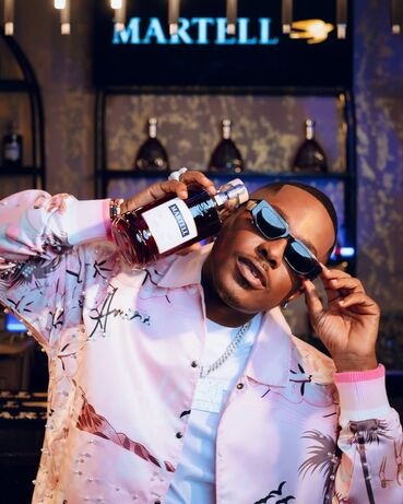 Timini Egbuson Biography